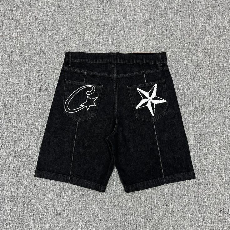 Shorts en denim brodés