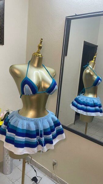 Maillot de bain tricoté bleu