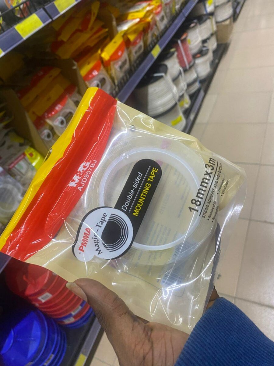 Double sided mounting tape