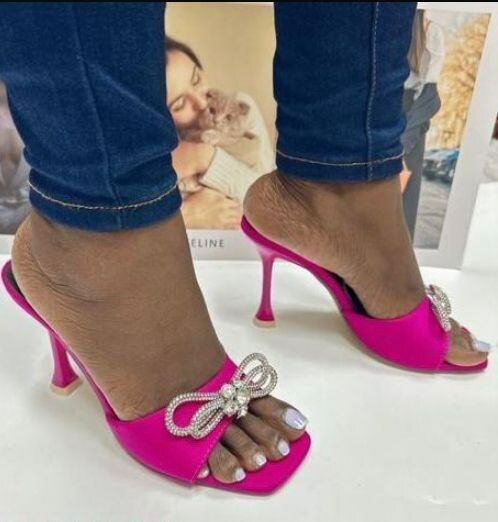 Ladies heel