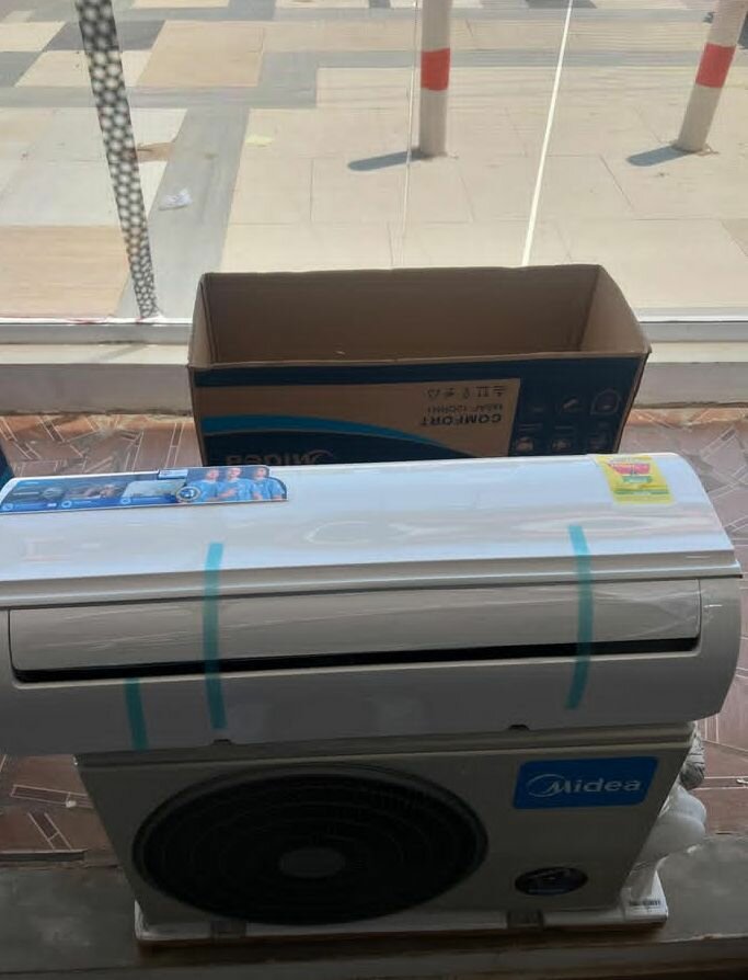 Midea Air conditioner