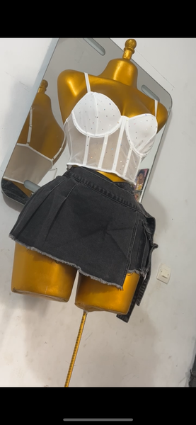 Mini-jupe en denim tendance