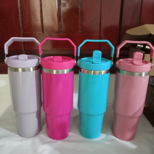 Gourde en inox colorés 900ml