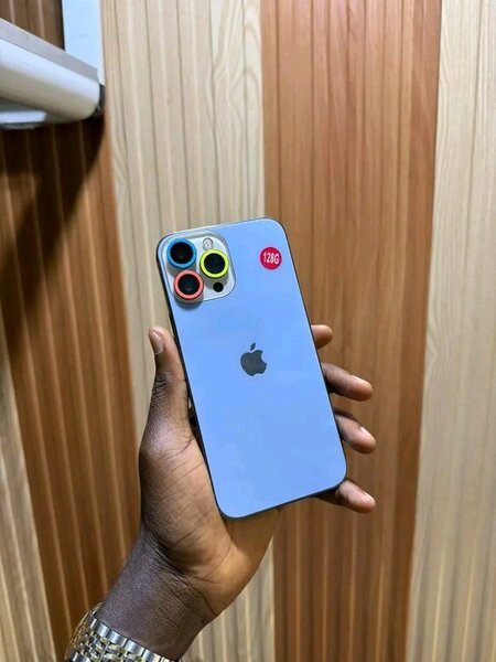 iPhone 128GB Bleu Neuf