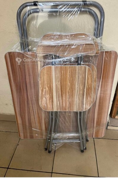 Table pliante et chaise
