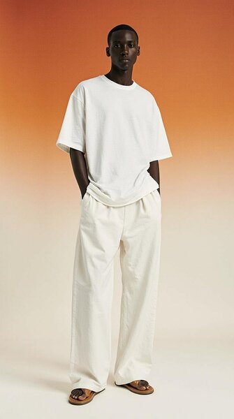 T-shirt blanche décontractée