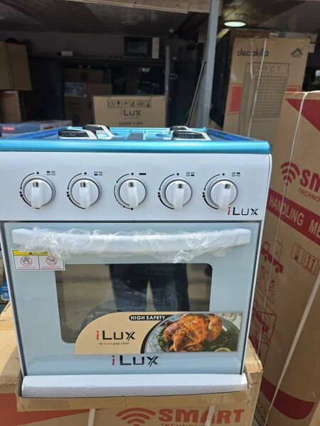 Mini cuisinière ilux 4 feux av