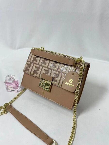Stylish bag for ladies