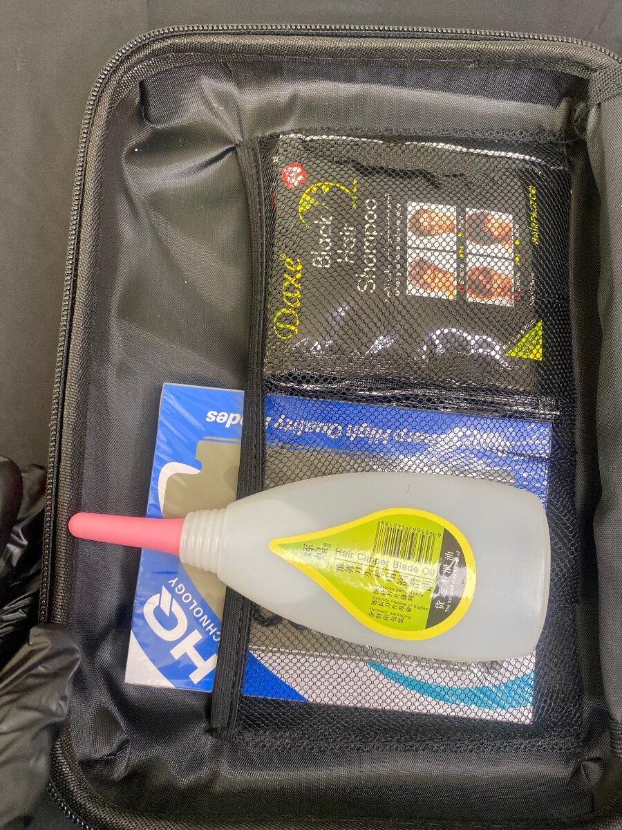 Personal barbering shop Bags