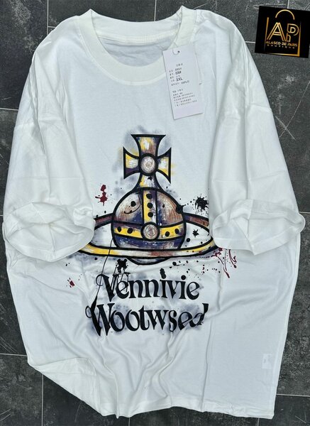 T-shirt casual graphique