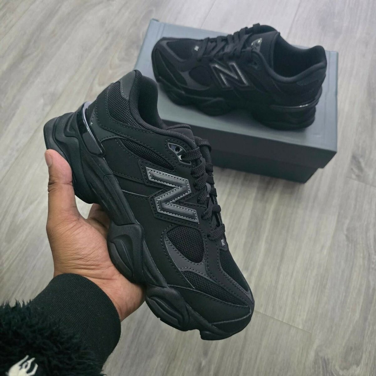 Baskets noires New Balance homme