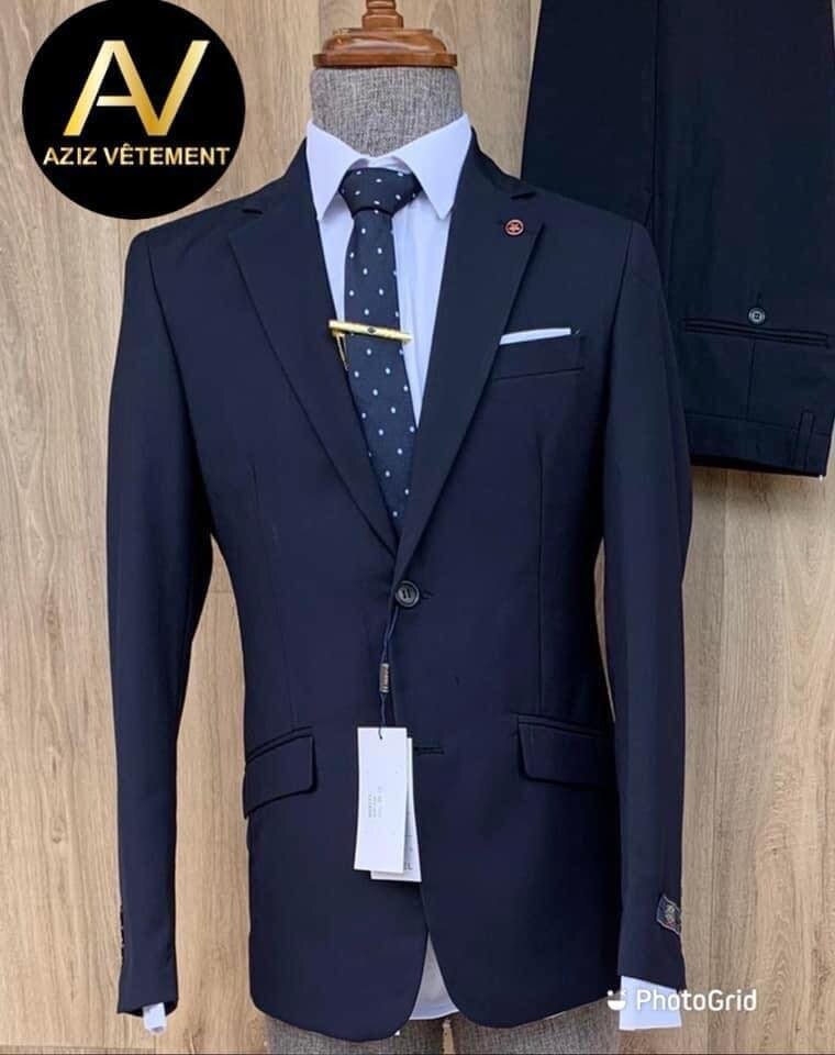 Costume élégant homme affaires