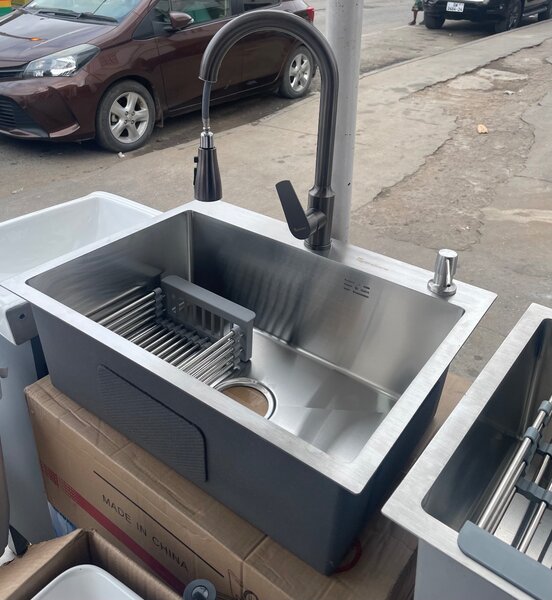 SINGLE STANDARD KITCHEN SINK