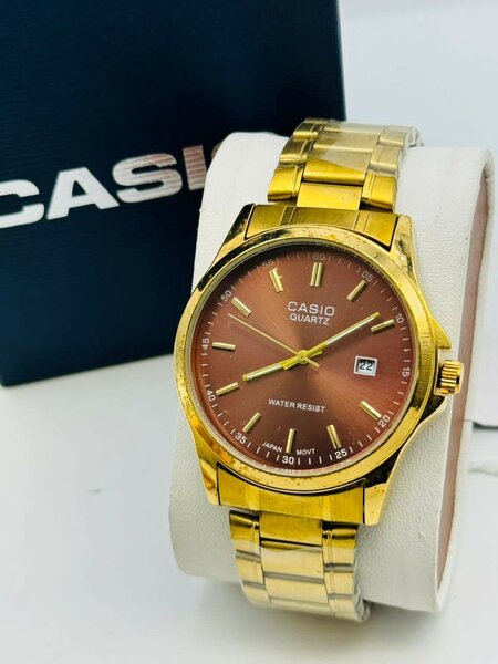 MONTRE HOMME  CASIO