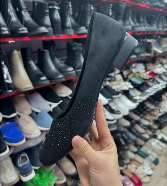 Женские туфли 42 размера