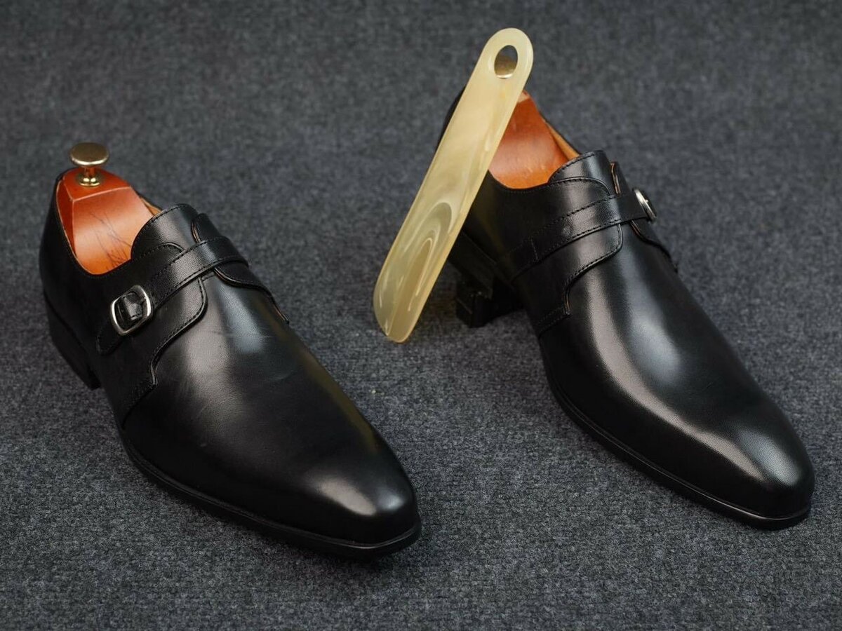 Chaussures pour hommes très bonne qualité