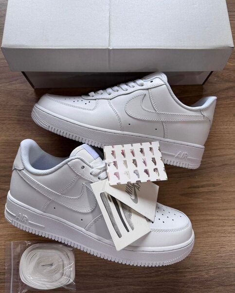 Nike Air Force 1
