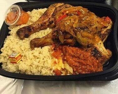 Poulet Grillé avec attiéké