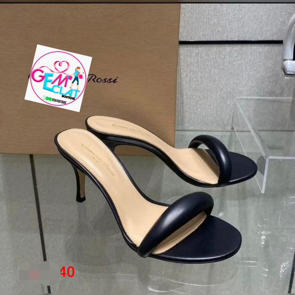 Chaussure beige noir