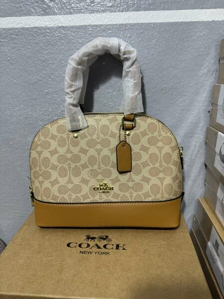 Sac à main Coach en cuir classe