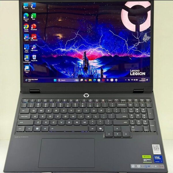 LENOVO LEGION 5  2024