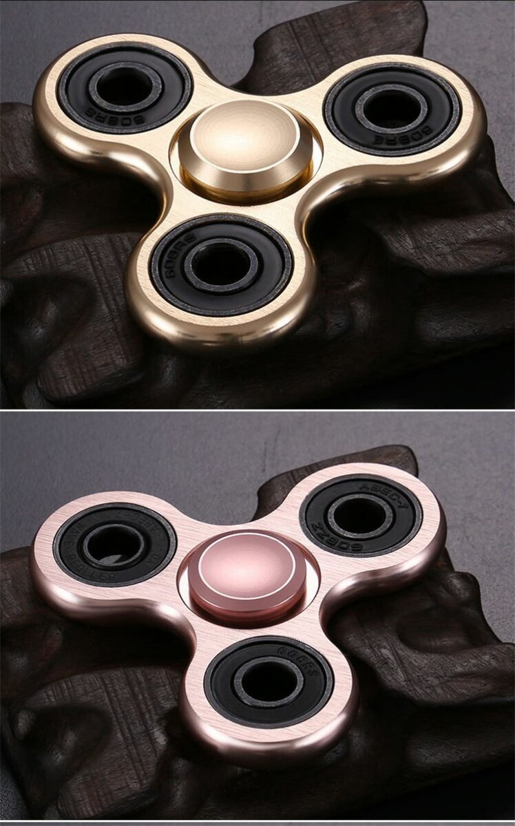 FIDGET SPINNERS