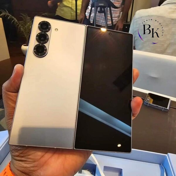 Samsung Galaxy Z Fold 6