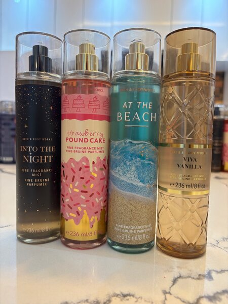 Bath and Bodyworks splashes