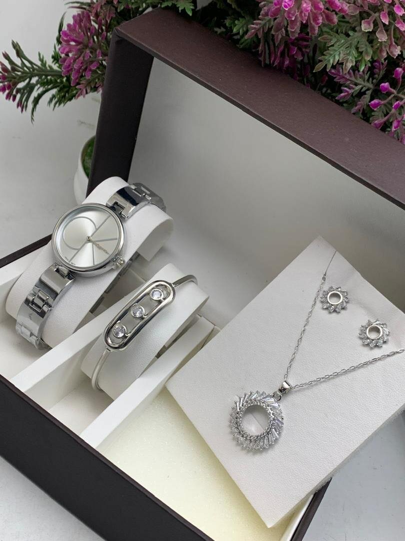 Ladies watch set