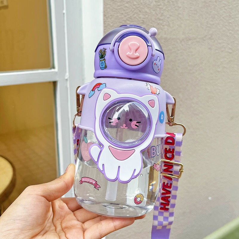 600ml kids water bottle with silicone straw