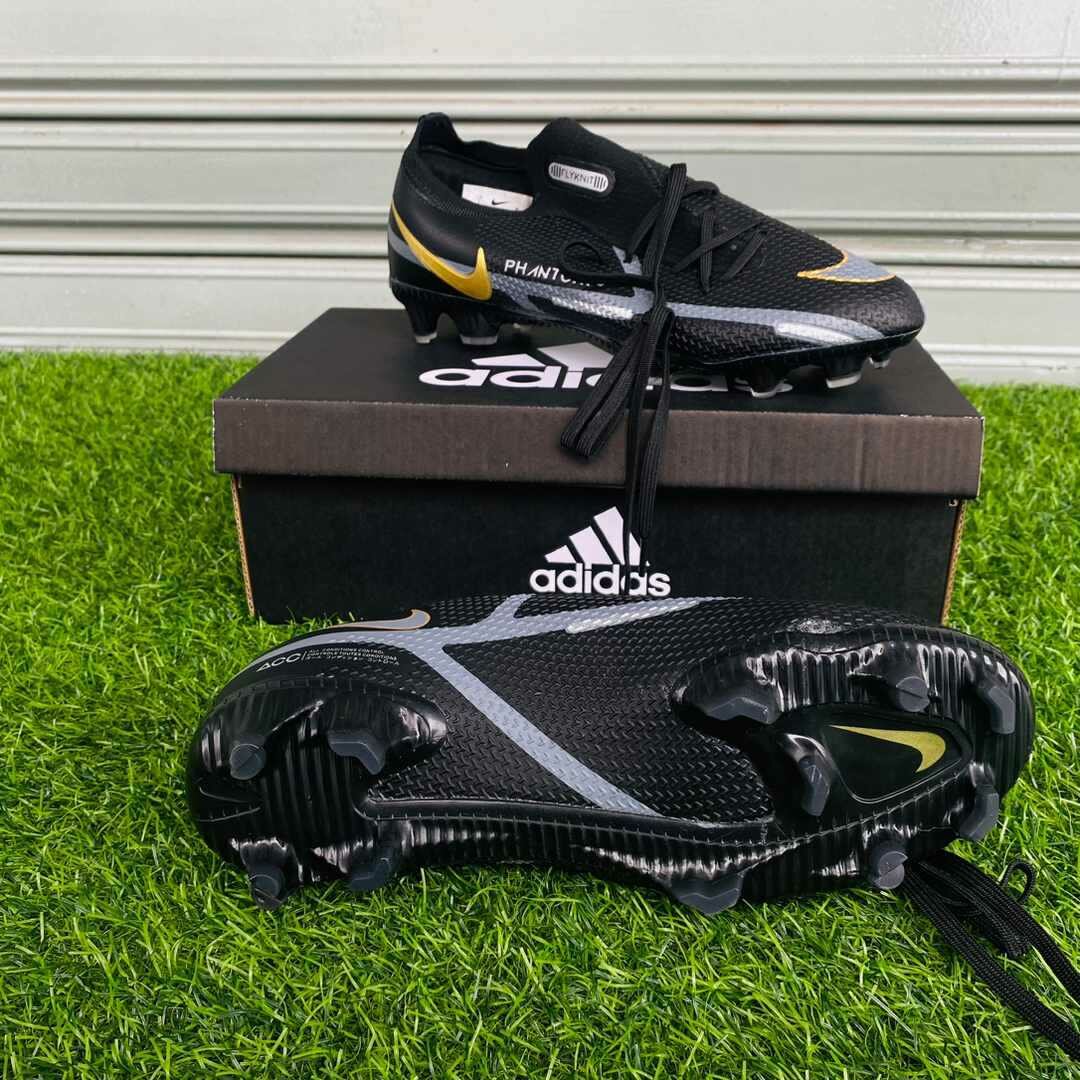 Nike phantom football boots