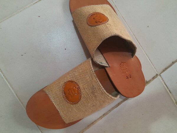 Sandales en cuir artisanales