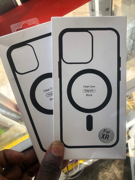 Magnetic case for all IPhones