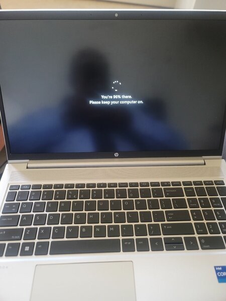 HP Probook 450 G9 12TH GEN i7