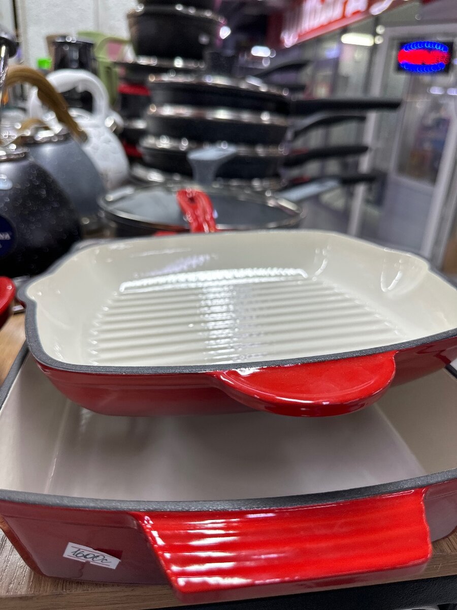 Набор кастрюля чугунный