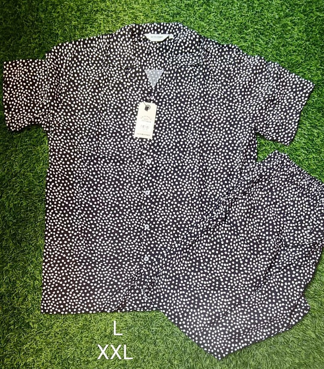 Beach wear shirt and shorts