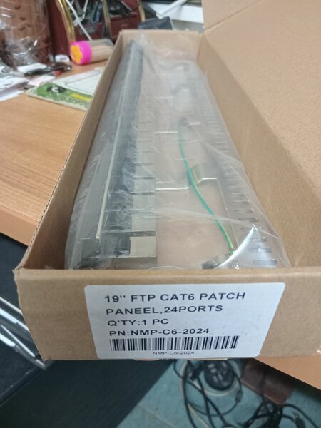 Panneau de brassage 24 ports FTP CAT6