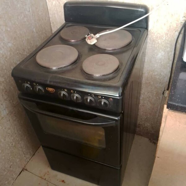 fridge and stove second hand