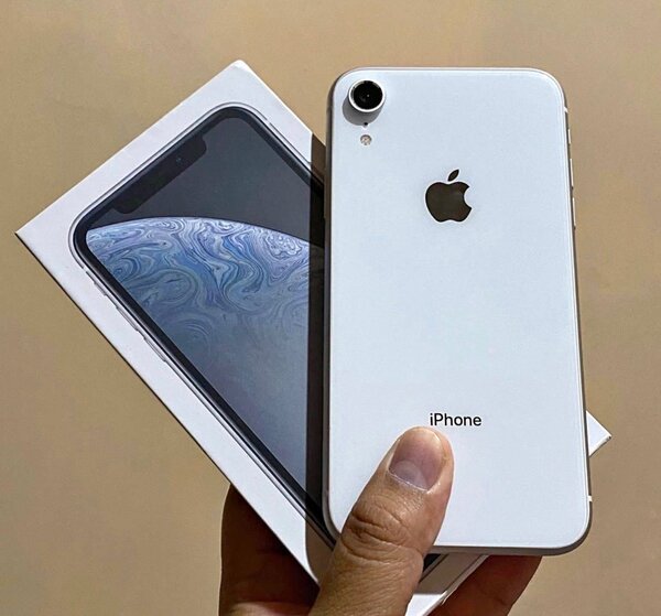 iPhone XR Blanc Débloqué