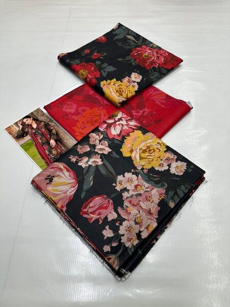 Women's stylish long suit three pieces digital printed in sy