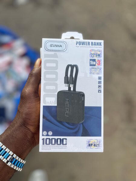 IZUNNA 10000mAh Power Bank