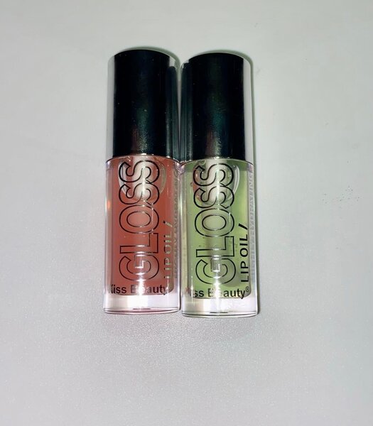 Kiss beauty lip glosses