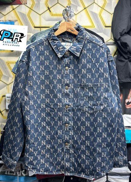 Chemise en jean imprimé tendance