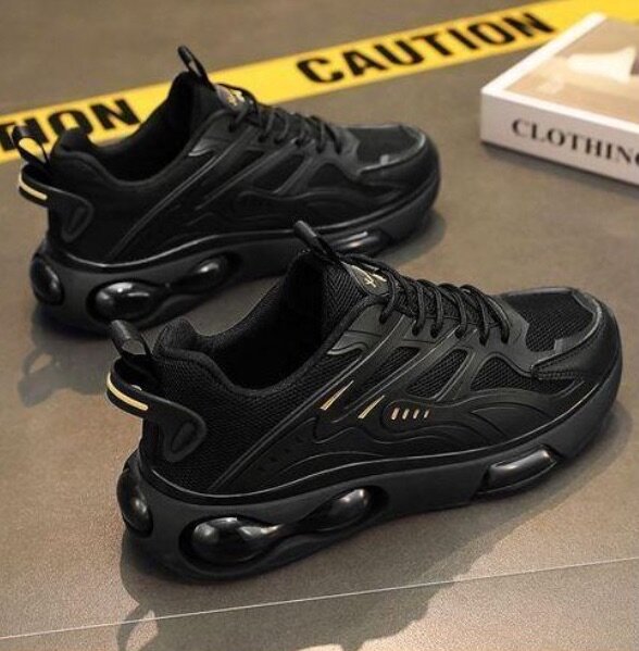 Baskets Noires Sport Attrayantes