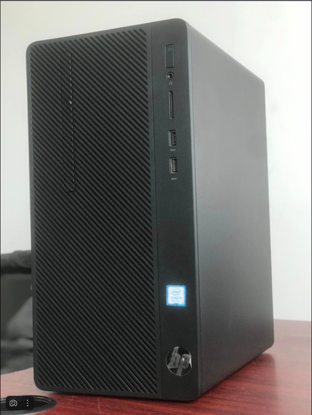 Ordinateur de bureau/clavier et souris HP