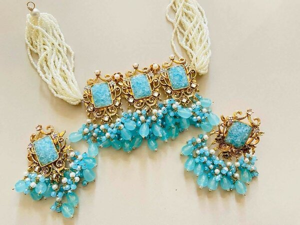 Ladies wedding set Necklace and earrings