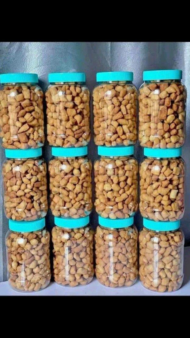 Croquettes pour chiens en pot