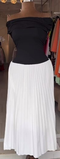 Charming women's dress 