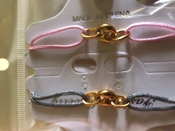 Bracelets en corde colorée