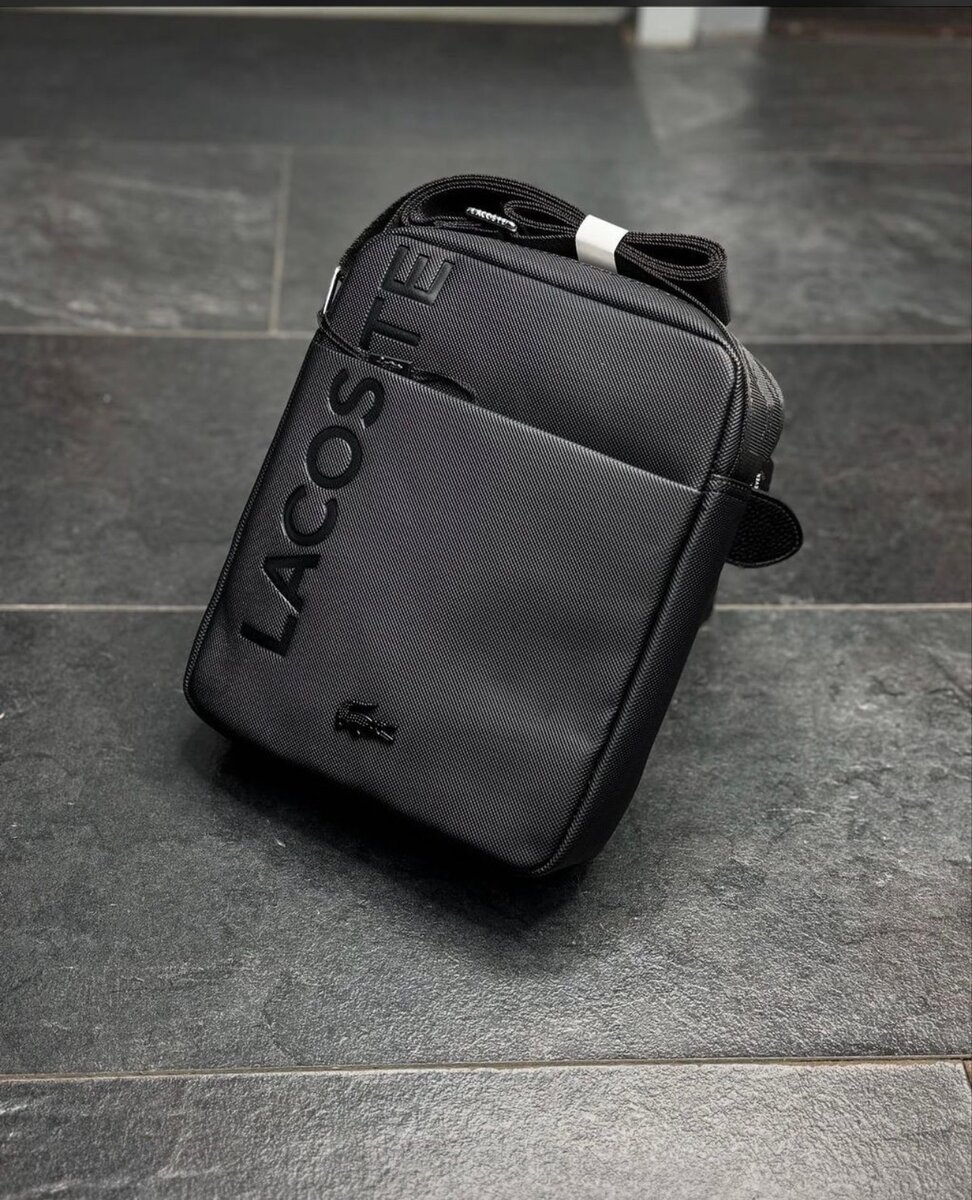 Sac bandoulière noir élégant